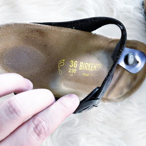 Birkenstock Gizeh Birko-Flor Patent in Navy - Picture 5 of 9